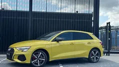 Geel Gebruikt 2021 Audi A3 Sportback Competition Hatchback | € 31.990 (Goede deal)