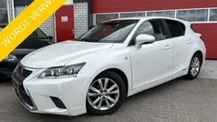 Lexus CT200h