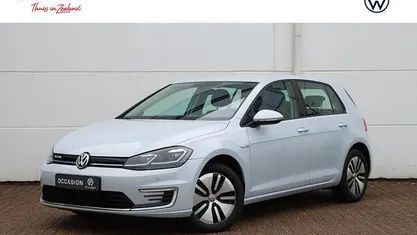 Occasion VW e-Golf 100 kW (136 PK) 2017 Wit (metallic) Hatchback
