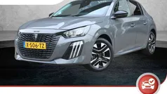 Grijs, metallic lak Gebruikt 2024 Peugeot 208 Allure Hatchback | € 26.225 (Eerlijke prijs)