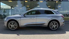 Grijs Gebruikt 2019 Audi e-tron Advanced Plus SUV | € 33.245 (Goede deal)