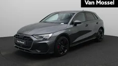 Gebruikt 2025 Audi A3 Sportback e-tron Competition Sedan | € 51.900 (Eerlijke prijs)