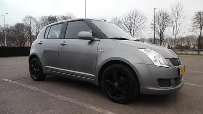 Grijs Occasion 2009 Suzuki Swift Comfort Hatchback | € 3.450 (Eerlijke prijs)