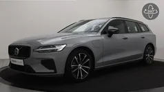 Grijs Gebruikt 2024 Volvo V60 Plus Stationwagen | € 43.900 (Eerlijke prijs)