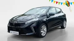 Gebruikt 2024 Renault Clio V Evolution Hatchback | € 17.935 (Eerlijke prijs)