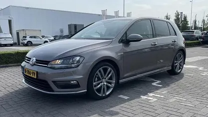 Occasion 2014 VW Golf VII Highline Hatchback | € 10.940 (Eerlijke prijs)