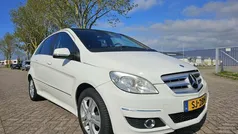 Wit Gebruikt 2009 Mercedes B180 Business MPV | € 2.999 (Goede deal)