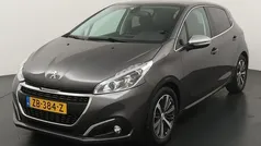 Grijs Gebruikt 2019 Peugeot 208 Allure Hatchback | € 11.650 (Eerlijke prijs)