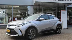 Grijs Gebruikt 2022 Toyota C-HR SUV | € 24.900 (Goede deal)