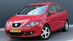Rood Gebruikt 2004 Seat Altea Stylance MPV | € 1.495 (Eerlijke prijs)