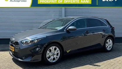 Occasion Kia Ceed 2023 Hatchback
