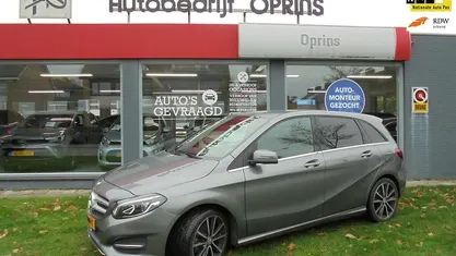 Grijs Occasion 2016 Mercedes B180 Ambition MPV | € 16.949 (Eerlijke prijs)