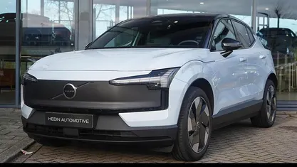 Blauw Gebruikt 2025 Volvo EX30 Plus SUV | € 37.995 (Eerlijke prijs)