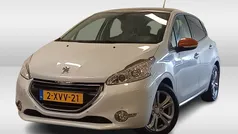 Wit Gebruikt 2014 Peugeot 208 Roland Garros Hatchback | € 11.725 (Eerlijke prijs)