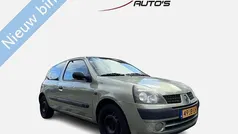 Bruin Gebruikt 2002 Renault Clio II Expression Hatchback | € 1.250 (Eerlijke prijs)