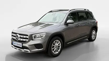 Mountain gray metallic finish (787u) (grijs metallic) Gebruikt 2020 Mercedes GLB200 Premium SUV | € 30.940 (Super prijs)