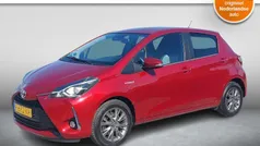 Rood Gebruikt 2020 Toyota Yaris Hatchback | € 16.950 (Eerlijke prijs)