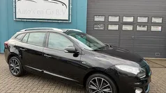 Zwart (metallic) Gebruikt 2013 Renault Mégane GrandTour Bose Edition Stationwagen | € 4.450 (Eerlijke prijs)