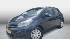 Blauw Gebruikt 2012 Toyota Yaris Hatchback | € 7.499 (Eerlijke prijs)