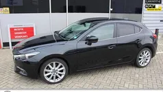 Zwart Gebruikt 2018 Mazda 3 Hatchback | € 15.950 (Eerlijke prijs)