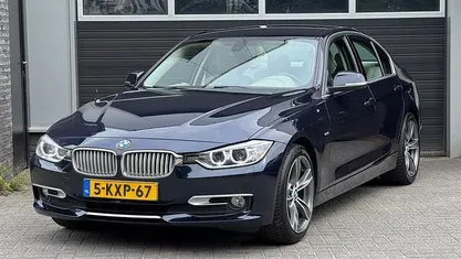 Blauw Occasion 2013 BMW 320 Efficient Dynamics Sedan | € 8.950 (Goede deal)