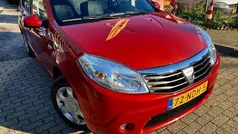 Gebruikt 2003 Dacia Sandero Hatchback | € 2.950