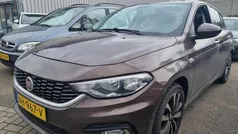 Gebruikt 2017 Fiat Tipo Lounge Sedan | € 5.999 (Eerlijke prijs)