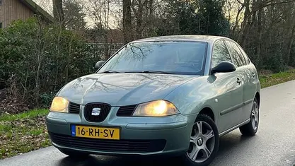 Groen Gebruikt 2005 Seat Ibiza Reference Hatchback | € 1.450 (Eerlijke prijs)