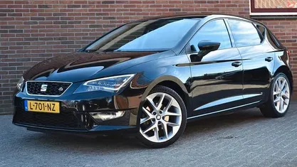 Occasion Seat Leon FR 150 PK (110 kW) 2015 Zwart Hatchback