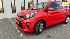 Rood Gebruikt 2018 Kia Picanto Hatchback | € 6.995 (Eerlijke prijs)