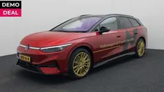 Rood Gebruikt 2025 VW ID.7 Pro Stationwagen | € 51.980 (Eerlijke prijs)