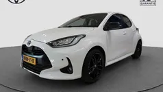 Wit Gebruikt 2021 Toyota Yaris Hybrid Style Hatchback | € 21.445 (Eerlijke prijs)