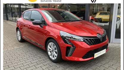 Occasion Renault Clio V Evolution 92 PK (67 kW) 2024 Rouge flamme (rood metallic) Hatchback