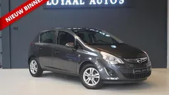 Grijs Gebruikt 2012 Opel Corsa Edition Hatchback | € 5.499 (Eerlijke prijs)