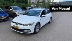 Wit Gebruikt 2021 VW Golf VIII Style Hatchback | € 18.900 (Super prijs)