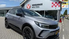 Grijs Gebruikt 2023 Opel Grandland X SUV | € 26.950 (Eerlijke prijs)