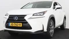 Wit Gebruikt 2016 Lexus NX300h SUV | € 25.945 (Eerlijke prijs)