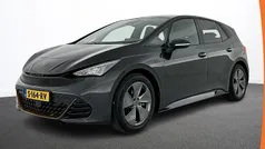 Grijs Gebruikt 2023 Cupra Born Hatchback | € 27.450 (Eerlijke prijs)