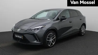 Gebruikt 2023 MG MG4 EV Luxury Hatchback | € 23.400 (Eerlijke prijs)