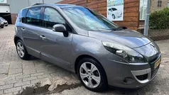 Grijs Gebruikt 2010 Renault Scénic III Dynamique MPV | € 1.950 (Eerlijke prijs)
