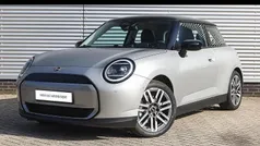 Grijs Nieuw 2024 Mini Cooper Classic Hatchback | € 29.950 (Eerlijke prijs)