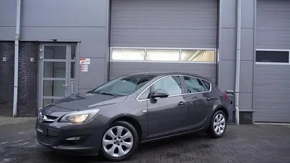 Occasion Opel Astra 120 PK (88 kW) 2014 Grijs Hatchback