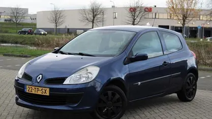 Occasion Renault Clio II Expression 75 PK (55 kW) 2006 Hatchback