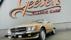 Bruin Gebruikt 1988 Mercedes 560 Cabriolet | € 26.500