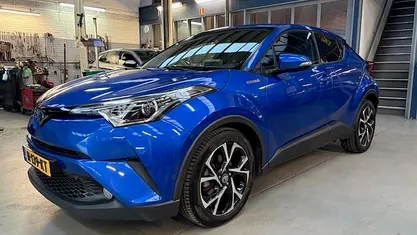 Blauw (metallic) Gebruikt 2019 Toyota C-HR Active SUV | € 20.350 (Goede deal)