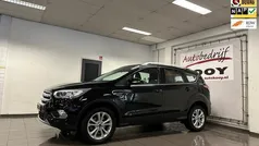 Zwart Gebruikt 2018 Ford Kuga Titanium SUV | € 13.925 (Goede deal)