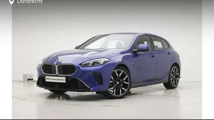 Blauw Occasion 2025 BMW 120 M Sport Hatchback | € 37.895 (Eerlijke prijs)