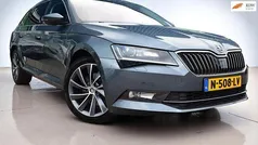 Grijs Gebruikt 2018 Skoda Superb Business Line Stationwagen | € 15.988 (Eerlijke prijs)