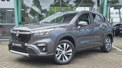 Occasion 2025 Suzuki SX4 S-Cross Style SUV | € 38.249 (Eerlijke prijs)