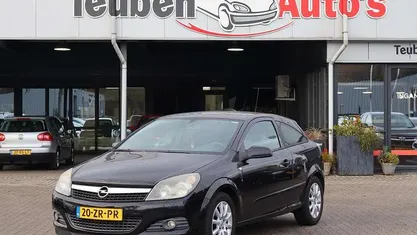 Gebruikt 2008 Opel Astra GTC S Hatchback | € 2.985 (Eerlijke prijs)
